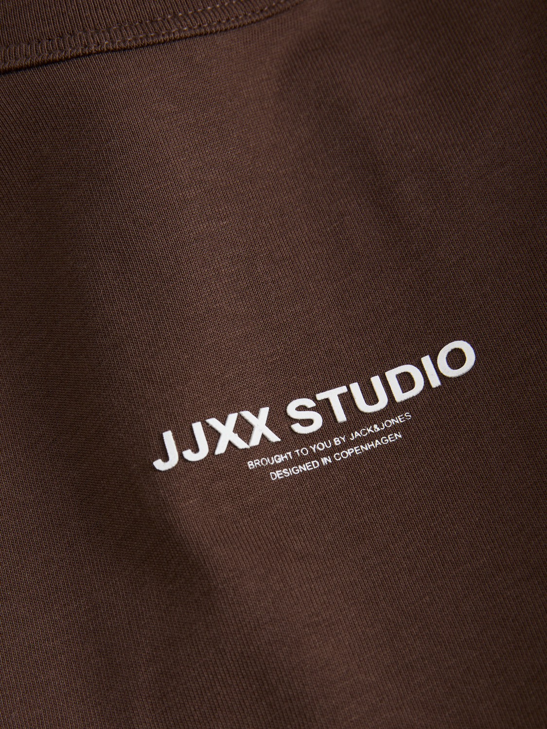 model_shot-detail